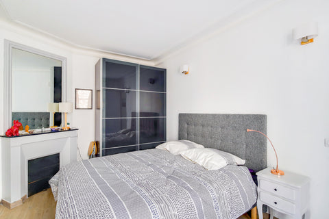 30m² apartment at the foot of the  Sacré-Cœur and the Montmartre hill:<br />- 1s Paris, France Two rooms at the foot of the Sacré-Cœur Basilica Entire rental unit vacation rental 23620420