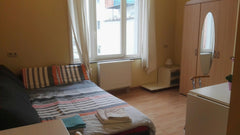 Modern furnished studio for 1-2 persons , with individual fridge, private bathro Brussels, Belgium Studio 1-2p, EU-Schuman, ref w2g Private room in rental unit vacation rental 8878737