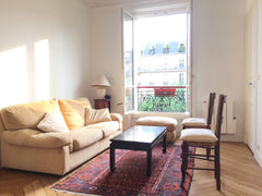 Bienvenue chez moi !<br />Situé au cœur de Paris, aux Gobelins, non loin de Mouf Compiègne, France Appartement spacieux, calme & cosy / Mouffetard Entire rental unit vacation rental 19920170