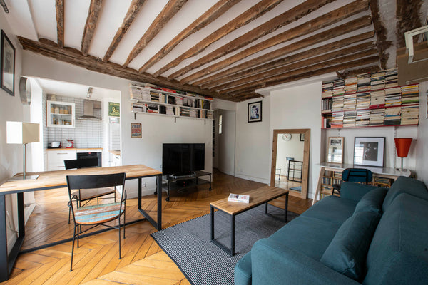 Some places are inspiring. The beautiful light and sun that enter this place are Paris, France Artiste ,1BR/1BA,3 people Entire rental unit vacation rental 29975850