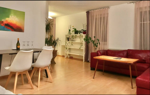 Our flat has 2 bedrooms, 1 bedroom is around 25m2 has a king size bad, 2 small a  85m2 Flat with balcony, central and cosy Entire rental unit vacation rental 52067024