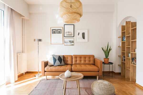 Step out of your apartment and into one of the most historic neighborhoods, Plak Athens, Greece Stylish 2BD Apartment in the Heart of Athens Entire rental unit vacation rental 30142523