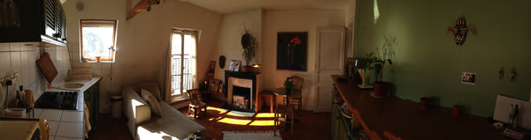 In Paris, very bright and cool flat that can host one or two people in a private Paris, France One room in Lovely 3rooms flat, big living room Private room in rental unit vacation rental 6948749