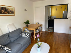 Magnifique T2 de 50m2 avec balcon au 2ème et dernier étage d'une petite résidenc Lyon, France Magnifique T2 en résidence calme avec parking Entire condo vacation rental 643855170111329771
