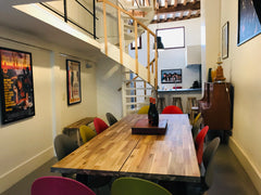 Karaktervolle stadswoning in oud Antwerpen. Deze eeuwenoude woning is met modern Zwijndrecht, Belgium Unieke woning in het historisch stadscentrum Entire home vacation rental 35061198