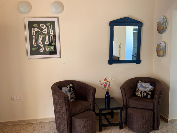 A modern furnished one-bedroom apartment with balcony, conveniently located in t Chania, Greece Cozy one-bedroom apartment in Halepa, Chania Entire rental unit vacation rental 26703475