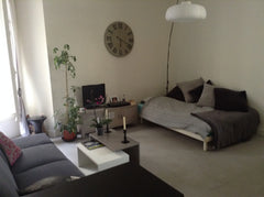 Cosy and comfortable studio of 35 sqm at the 4th floor, it is well furnished, fu Paris, France Charmant studio proche champ de mar Entire rental unit vacation rental 3867776