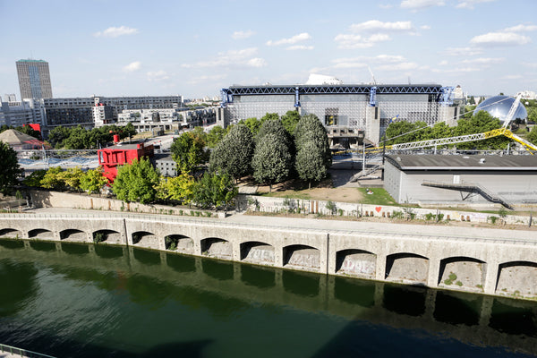 On the Channel, Spacious and Luminous 2 Rooms (750 sf) + Balcony. Double exposit Paris, France PARIS 19  : space, light and view with balcony Entire rental unit vacation rental 59959