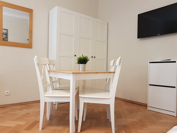 New renovated apartment is located in attractive part of Prague -Vinohrady, whic Prague, Czechia Beautiful flat near the historic centre Entire rental unit vacation rental 33261133