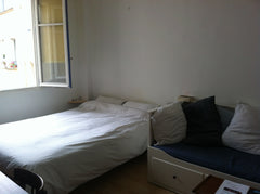 Appartement lumineux dans quartier vivant, 6ème étage ascenseur. <br />Pour 2 pe Paris, France Central, lumineux. Bright. Luminoso Entire rental unit vacation rental 6929492