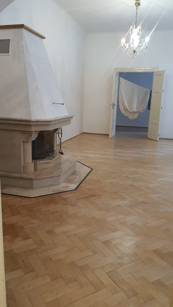Bed in luxurious apartment - palace like old house directly in Prague city centr Prague, Czechia Bed in luxurious apartment directly in city centre Shared room in condo vacation rental 53752607