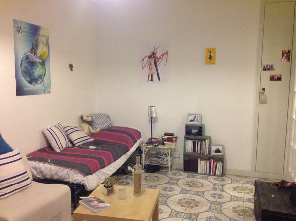 Joli studio de 24m2 + balcon situé rue du Général Bertrand, à 10 min à pied de l Bourges, France Studio Paris 7ème Entire rental unit vacation rental 9880872