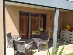 Agréable T2 de  54 m²  à 100 m de l'arrêt de tram Reconnaissance Balzac (tram di Annecy, France T2 + jardin à 2 arrêts de tram de part-dieu Entire condo vacation rental 50842673