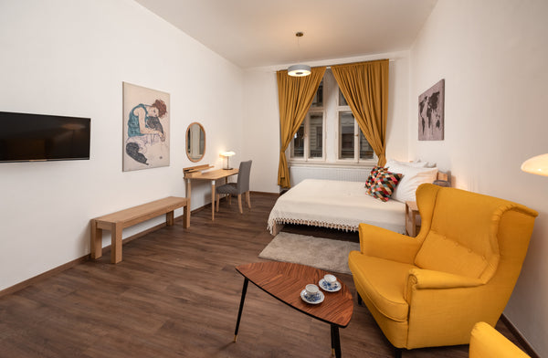 Krásný 5-hvězdičkový apartmán přímo v centru 100m od Václavského náměstí. Apartm  24 - UNESCO PRAGUE APARTMENTS Private room in home vacation rental 47578272