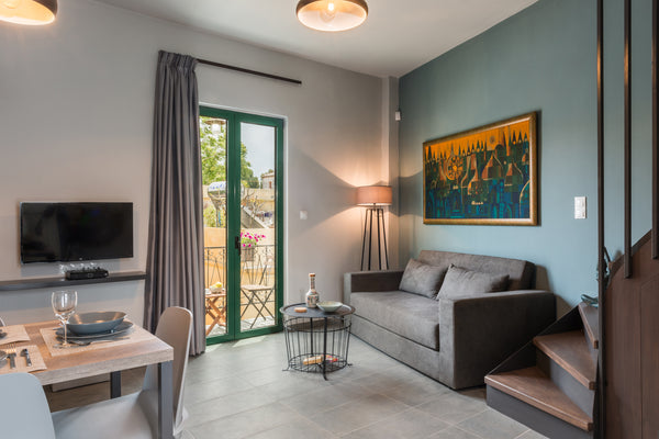 In the heart of the beautiful old city of Chania is Casa Giulietta, a recently r London, United Kingdom Casa Giuletta Modern Luxury Maisonette Entire home vacation rental 48141690