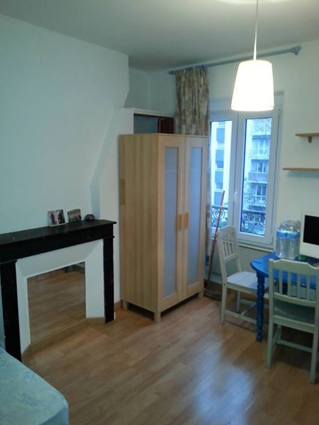 LOCATION: <br />- 13th arrondissement (10-min walk from Place d'Italie) <br />-  Paris, France Cozy, bright, and quiet studio in Central Paris Entire rental unit vacation rental 21635133