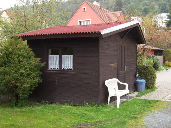 Wooden bungalow located in a green garden of a family run campsite.<br />Electri  Bungalow  1 (2+2 Persons) Private room in cabin vacation rental 40687890