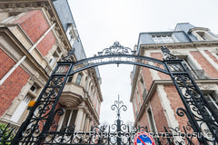 Become a Parisian not just a tourist !<br /><br />Bright and very quiet charming Cargèse, France Charming Flat , private avenue , 16 th Entire rental unit vacation rental 21403632