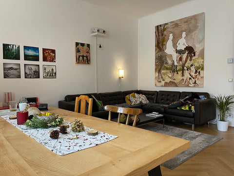 Gorgeous altbau apartment and two perfectly charming cats. This apartment is for Vienna, Austria Central spacious altbau apartment + 2 cats Entire rental unit vacation rental 1376408