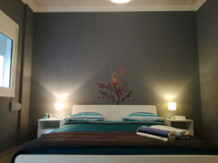 Recently refurbished, very quiet flat with garden Athens city centre. The flat i Athens, Greece Nice apartment with garden in Athens city center Entire rental unit vacation rental 29799905