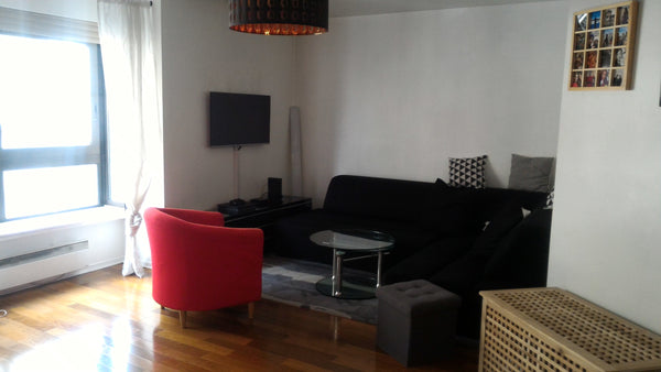 Ce beau deux pièces de 47m² est idéalement placé à 2 minutes à pied de Montmartr Nanterre, France Beau deux pièces à deux pas de Montmartre Entire rental unit vacation rental 21213323