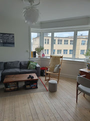 This light three-room apartment gives you a lot og space and is a great place fo Copenhagen, Denmark Skøn, lys lejlighed i roligt område Entire condo vacation rental 630295184707647355