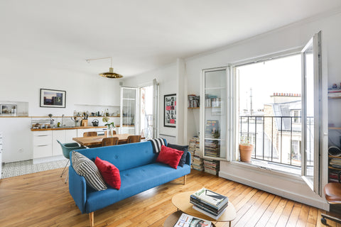 A sunny and cosy 2 room apartment with a nice balcony. In Pyrénées, near Bellevi Paris, France Cozy flat trendy hood near Belleville Entire rental unit vacation rental 20614280