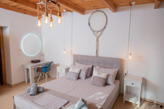 Enjoy the simple life in this quiet and centrally located accommodation<br /><br  House with view Entire cottage vacation rental 620651704597265272