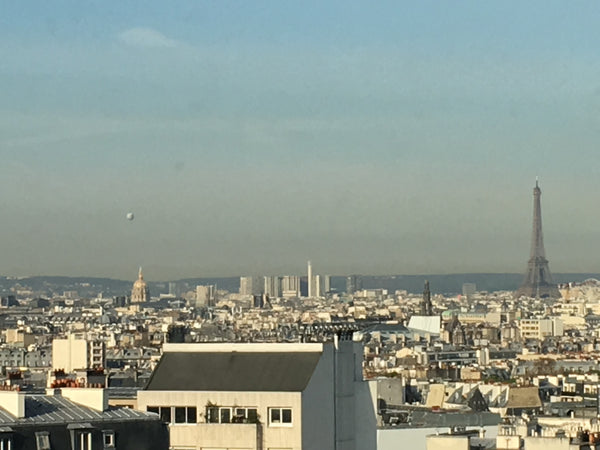 Grand appartement, tout confort, 120m2, grande cuisine, 3 chambres, grand balcon Paris, France Grand appartement confort avec vue sur tout Paris Private room in rental unit vacation rental 22512102