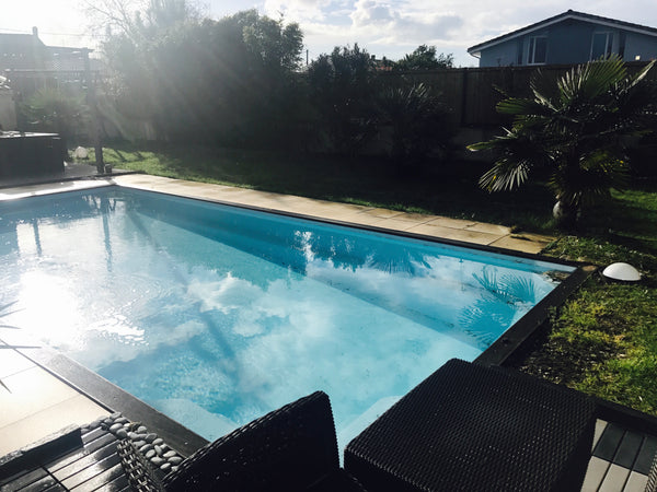 Maison de plain pied, 170 m2 avec piscine chauffée et jardin sans vis à vis, pos Mérignac, France Villa cosy à Bordeaux Entire home vacation rental 23373369