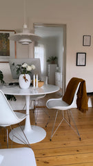 Nyd københavn i denne centralt beliggende bolig.  Skøn central lys lejlighed med gratis parkering. Entire rental unit vacation rental 633766272350162227