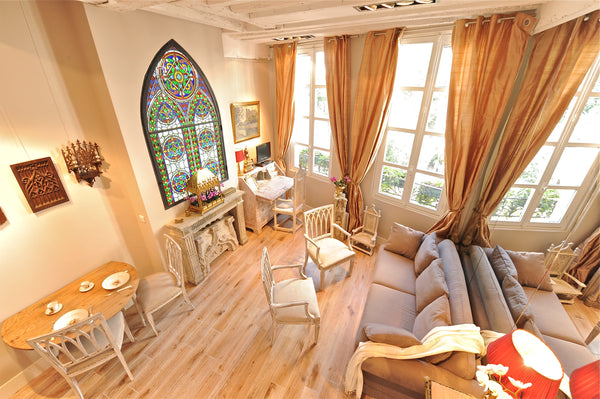 Our two bedrooms apt is made of two communicating flats, and is located in the L Paris, France CHARMING TWO BEDROOM SUITE AT NOTRE DAME Entire rental unit vacation rental 15573406