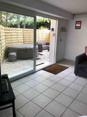 Suite paisible dans le calme des vignes du Château Haut Bacalan, à deux pas de l Pessac, France Ravissante suite avec jacuzzi Entire guest suite vacation rental 656205673984230922