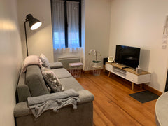 Situé en plein cœur de bordeaux dans une maison ancienne, venez séjourner dans c Bordeaux, France Suite privée Grand Standing au coeur de Bordeaux Private room in rental unit vacation rental 40080722