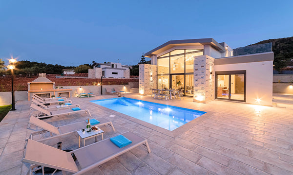 Nuzzled in an olive grove, above the sandy beach of Georgioupolis in Crete, Moon London, United Kingdom Moonlight Grand Villa Heated Pool Entire villa vacation rental 573003700943366313