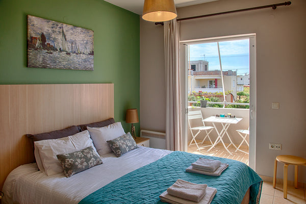 This modern, comfortable and spacious (39 m2) apartment is located in the area o Nea Penteli, Greece Divine apartment, ideal for holidays in Crete_Ares Entire rental unit vacation rental 49270819