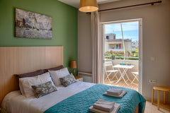 This modern, comfortable and spacious (39 m2) apartment is located in the area o Nea Penteli, Greece Divine apartment, ideal for holidays in Crete_Ares Entire rental unit vacation rental 49270819