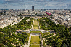 Welcome at home!<br /><br />4 rooms for maximum 6 people, well-equiped in a very Paris, France 4 rooms in a precious flat near the Eiffel Tower Entire rental unit vacation rental 18429962