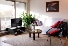 Live by the Seine, with the Eiffel Tower as your neighbor!<br /><br /><b>The spa Aix-en-Provence, France Bright and spacious place in front of the Seine! Entire rental unit vacation rental 1293248