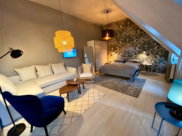 Just next to the Vienna Secession, historic ‘Naschmarkt’ food market and ‘Theate Vienna, Austria Cozy Apartment in the City Centre Entire rental unit vacation rental 44550079