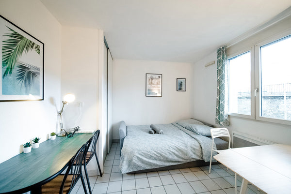 Jolie situé à 2 min à pied de la Gare Perrache et proche du nouveau quartier de  Lyon, France Le petit Gilibert - studio cosy 2 pers - Perrache Entire rental unit vacation rental 53196133