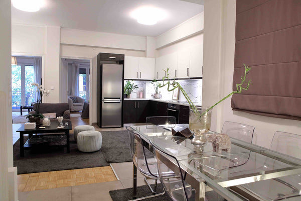 Located on a calm pedestrian street in Ilissia.   Newly renovated. All main attr Athens, Greece Vivian’s Z. elegant, spacious, central apt near M Entire rental unit vacation rental 23372536