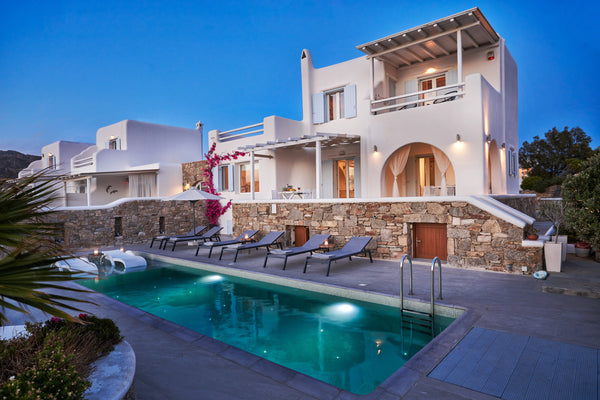 Sunset Villa is exactly that offers the previous facts. Sunset is a Vila with am  Paradisia Sunset Villa with Swimming Pool Entire condo vacation rental 12140284