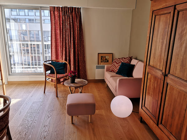 Appartement T1 tout confort dans résidence de standing  à deux pas de la place d Bordeaux, France Appartement T1 Place de la Victoire Entire condo vacation rental 29041073