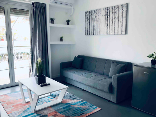 The Apartment has just been renovated. The remake took place on February 2022.<b Athens, Greece Syntagma Apartment 12 @ Central Athens Entire rental unit vacation rental 574361296626347365