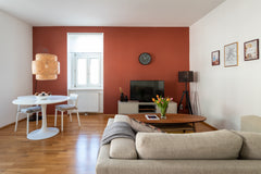 Our spacious 1BR flat has an excellent location, just few steps from the AKH hos Vienna, Austria Have an amazing time in this spacious 1BR flat Entire serviced apartment vacation rental 697690432679911902