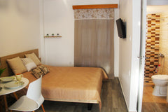 Fully renovated 22 square-meter studio located in Kypseli-7' walk from Kypseli S Agia Paraskevi, Greece Fully renovated small & cosy studio Entire rental unit vacation rental 4102498