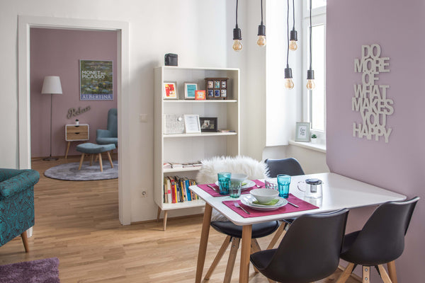 Feel at home in the heart of Vienna. The quiet, stylish apartment faces into a q Vienna, Austria Du wirst es lieben : zentral, ruhig und stylish Entire rental unit vacation rental 32636852