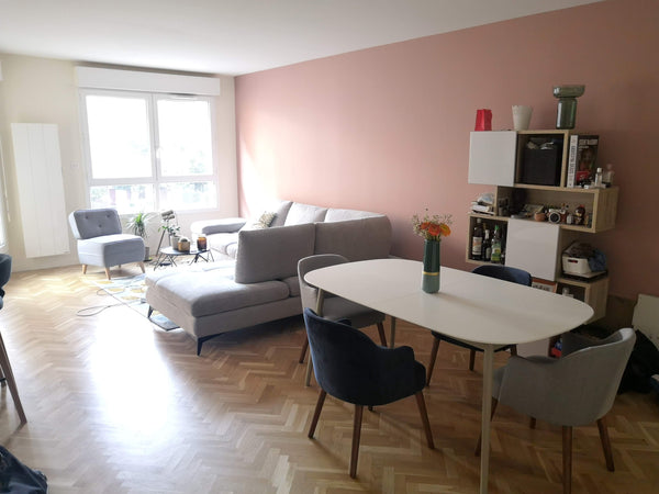 Cozy and warm, this 65 m2 apartment is situated few meters from the Village Jour Paris, France Appartement cosy proche Buttes Chaumont Entire rental unit vacation rental 10689571