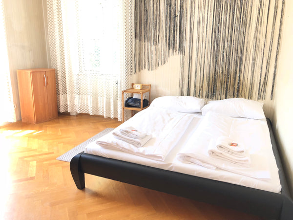 Very comfortable and beautiful room in a house with a big garden with grill. 20   Nice private room with perfect green garden Private room in home vacation rental 25572109